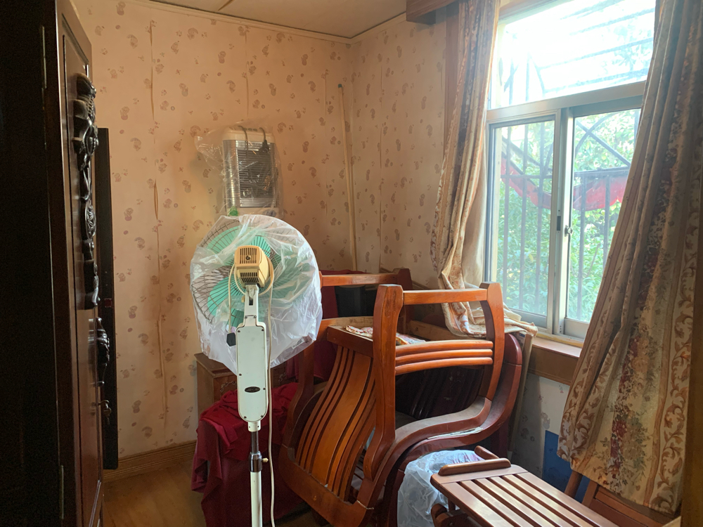 龙湖小区两室出租_9