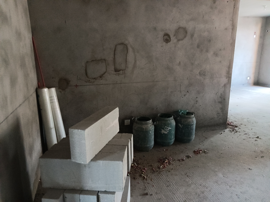 楚都华府 129平 朝南四室 毛坯学区房 稀缺户型_2