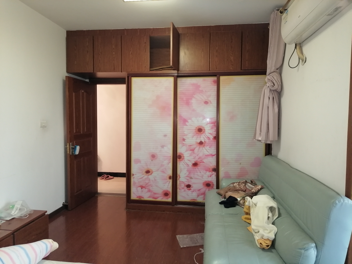 洞二小本部！鑫诚花园2室2厅精装87.5平1500元_8