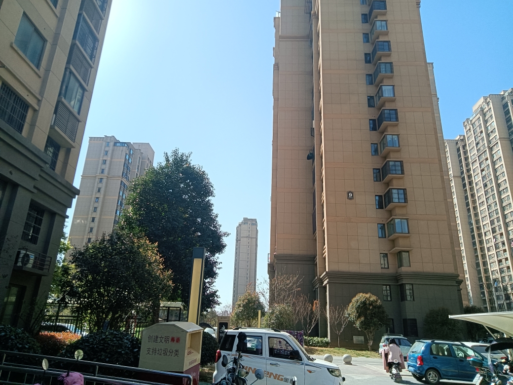 天玺国际城两室两厅毛坯学区房_9