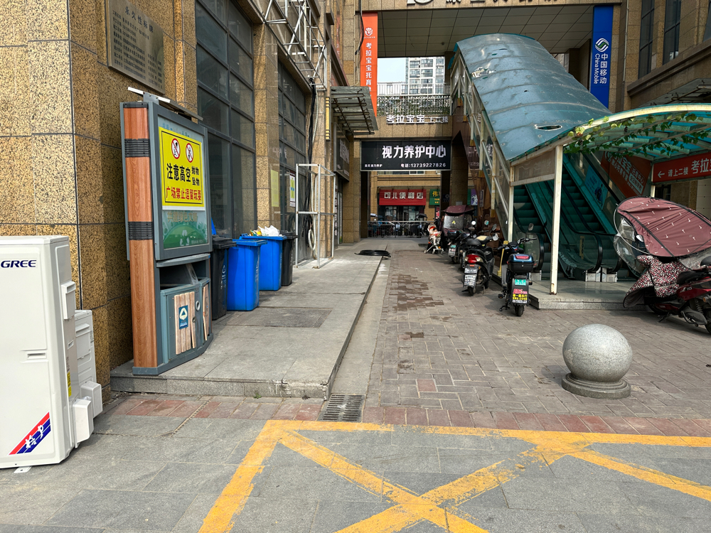 春林广场 3室2厅毛坯 购物方便出行便捷_9