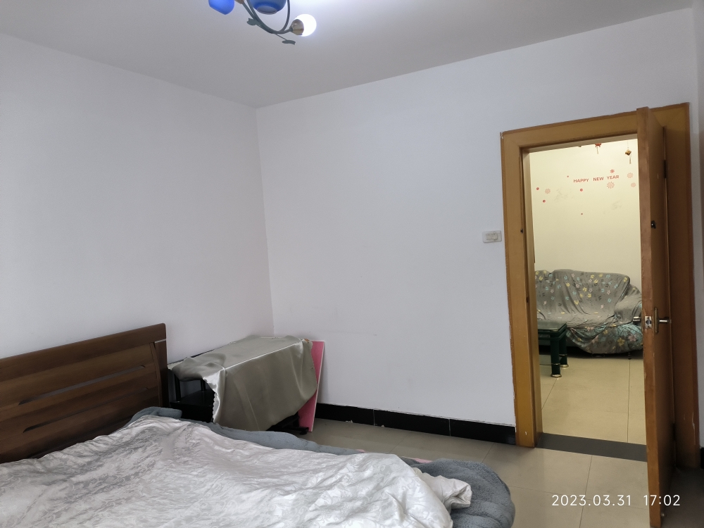 矿三院西侧花园村3室2厅普装出租 配套齐全_3