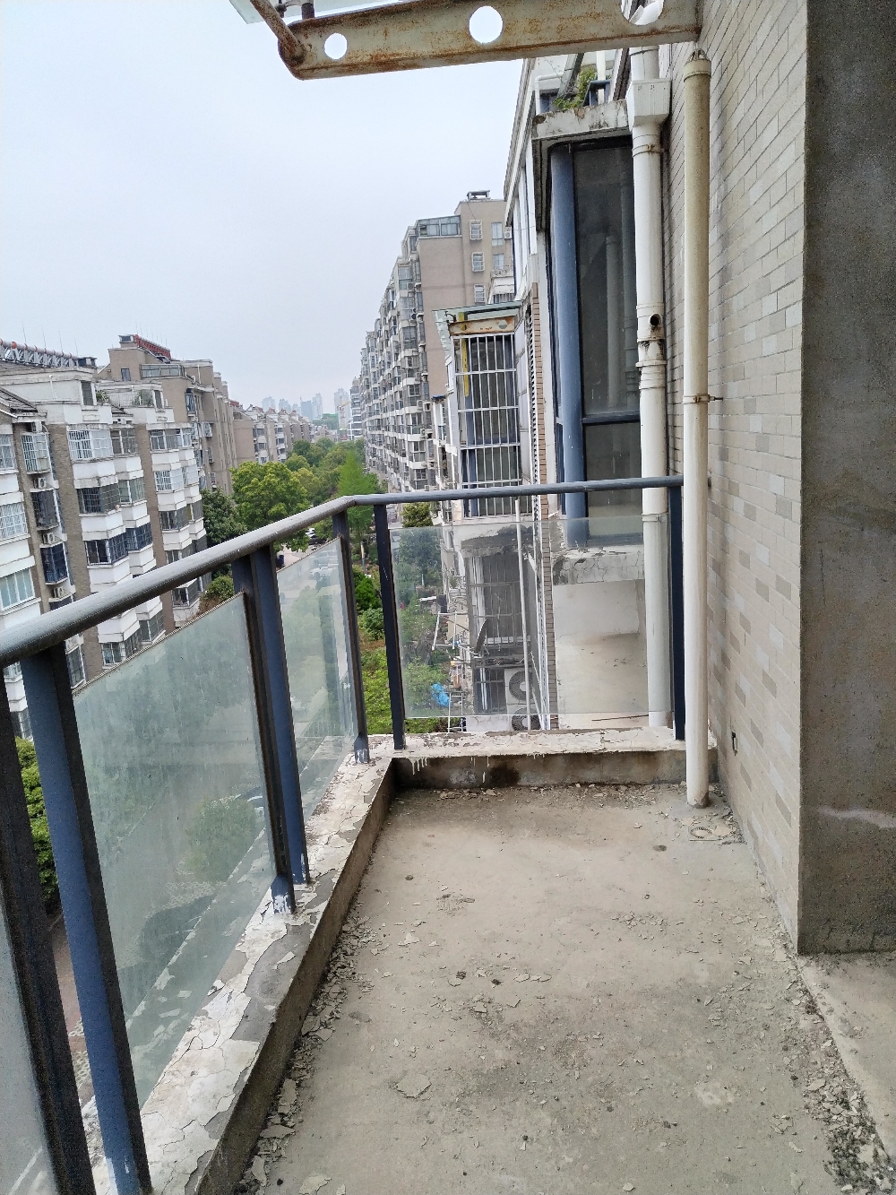 滨河湾南区125平方3室毛坯出售_5