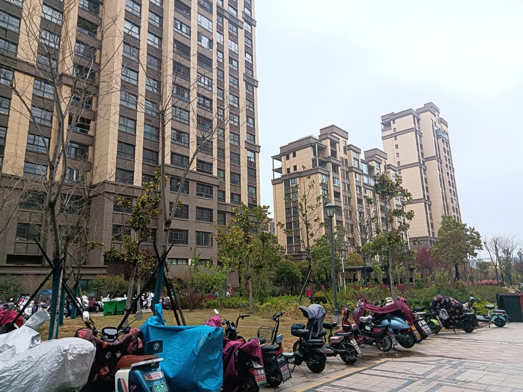 状元学府两室两厅简装满二学区房_9