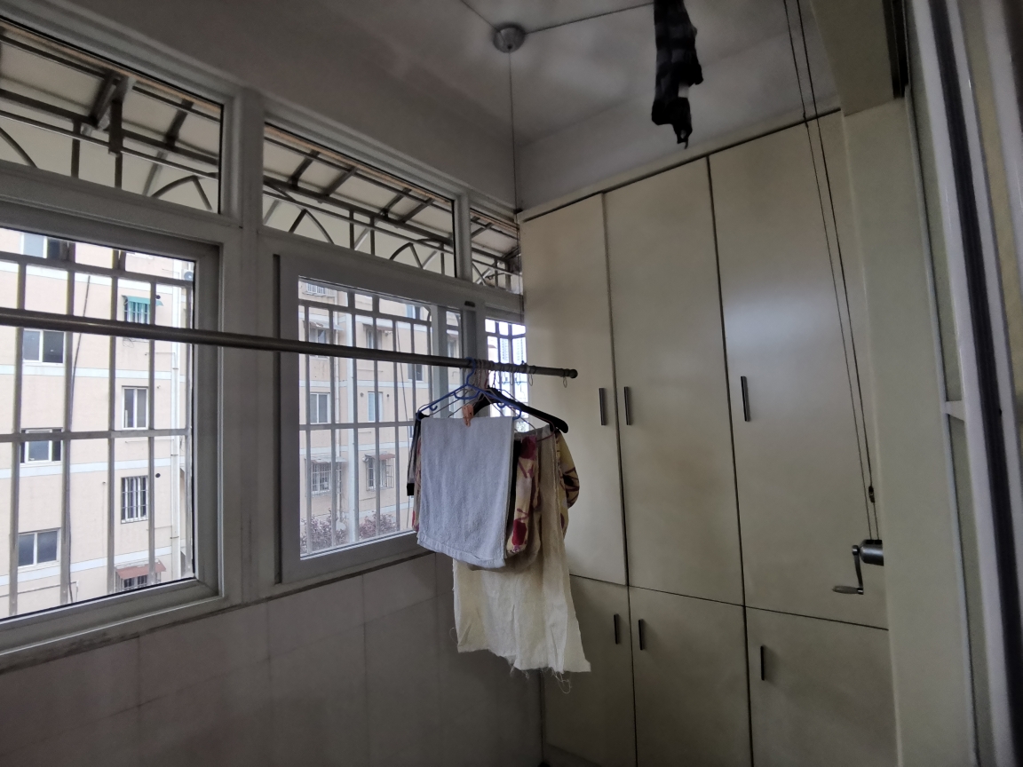 凤华商城98平方3室简装实小学区房出售_9