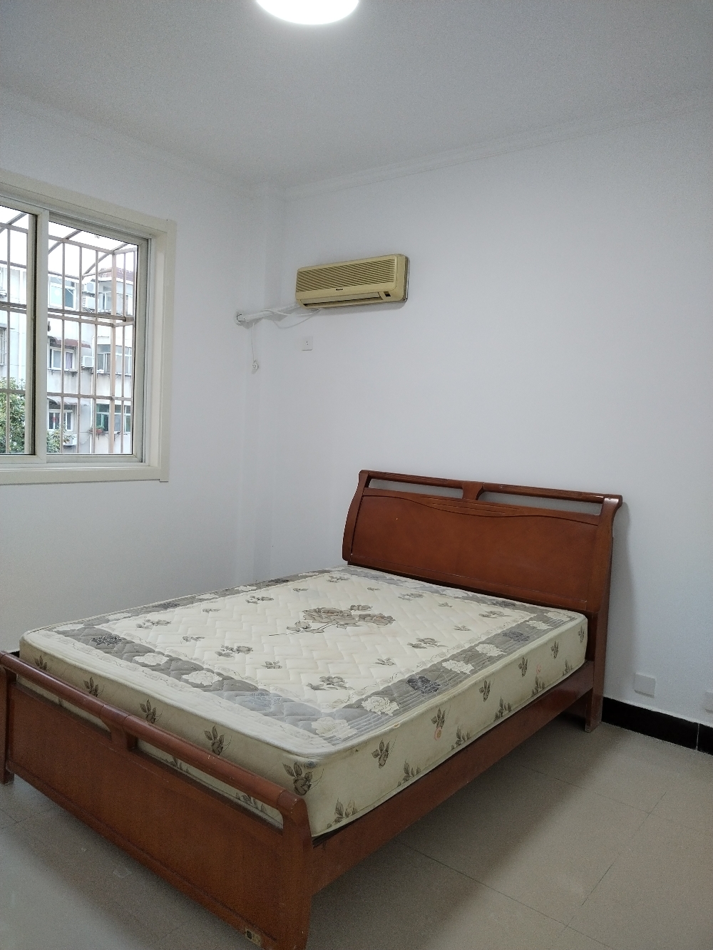凤华商场实小学期房屋出售_3