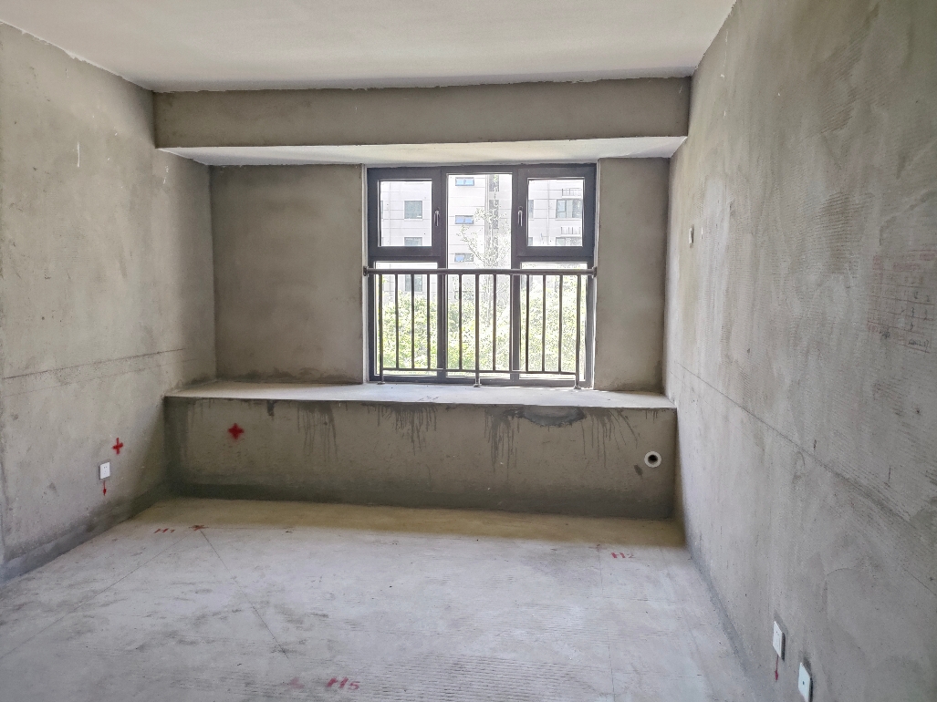 循理新家园，143平方，4室两厅两卫，毛坯_6