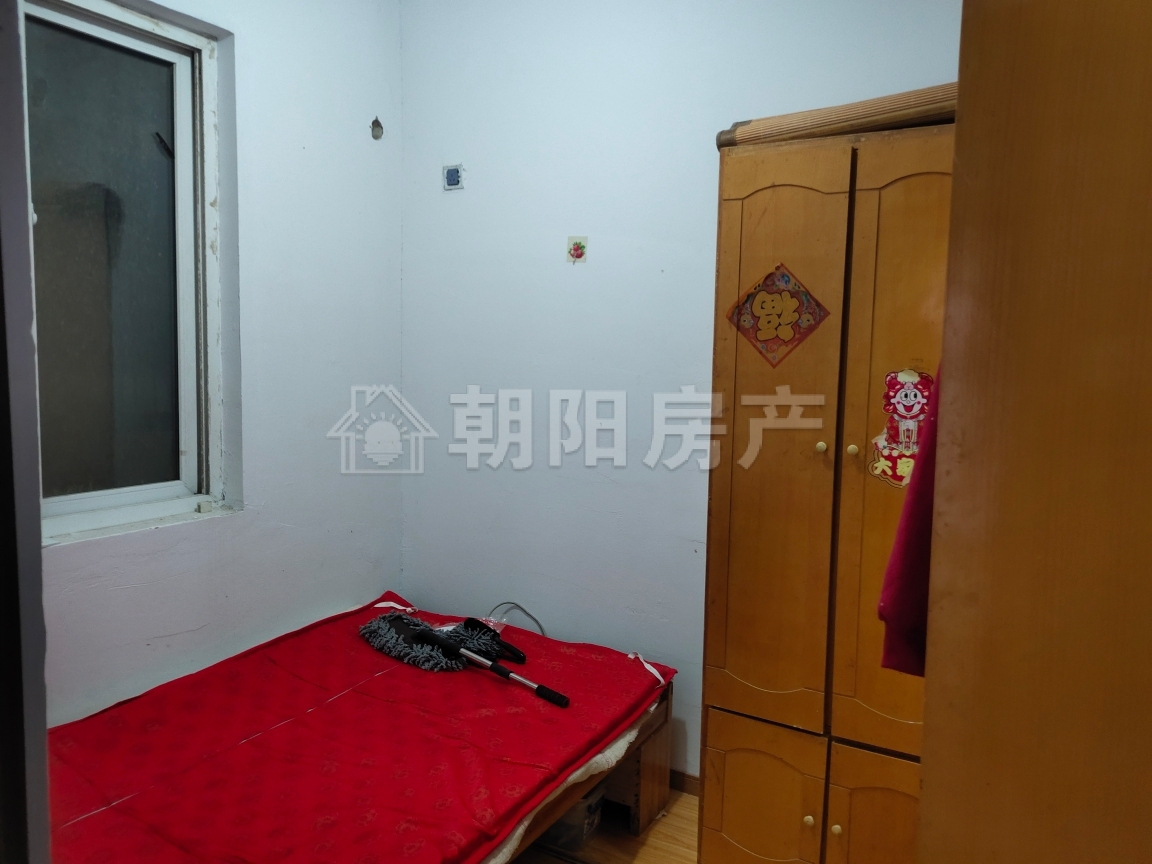 英伦联邦精装三房房东诚心出售_7