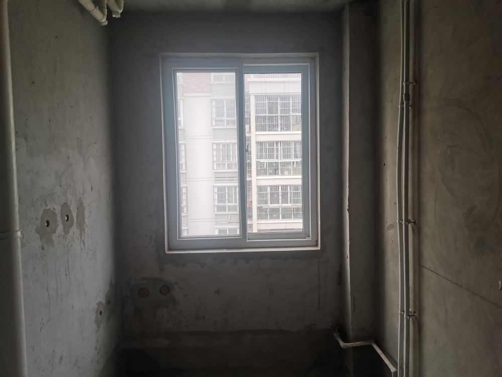 出售唐家山庄89平毛坯位置好_5