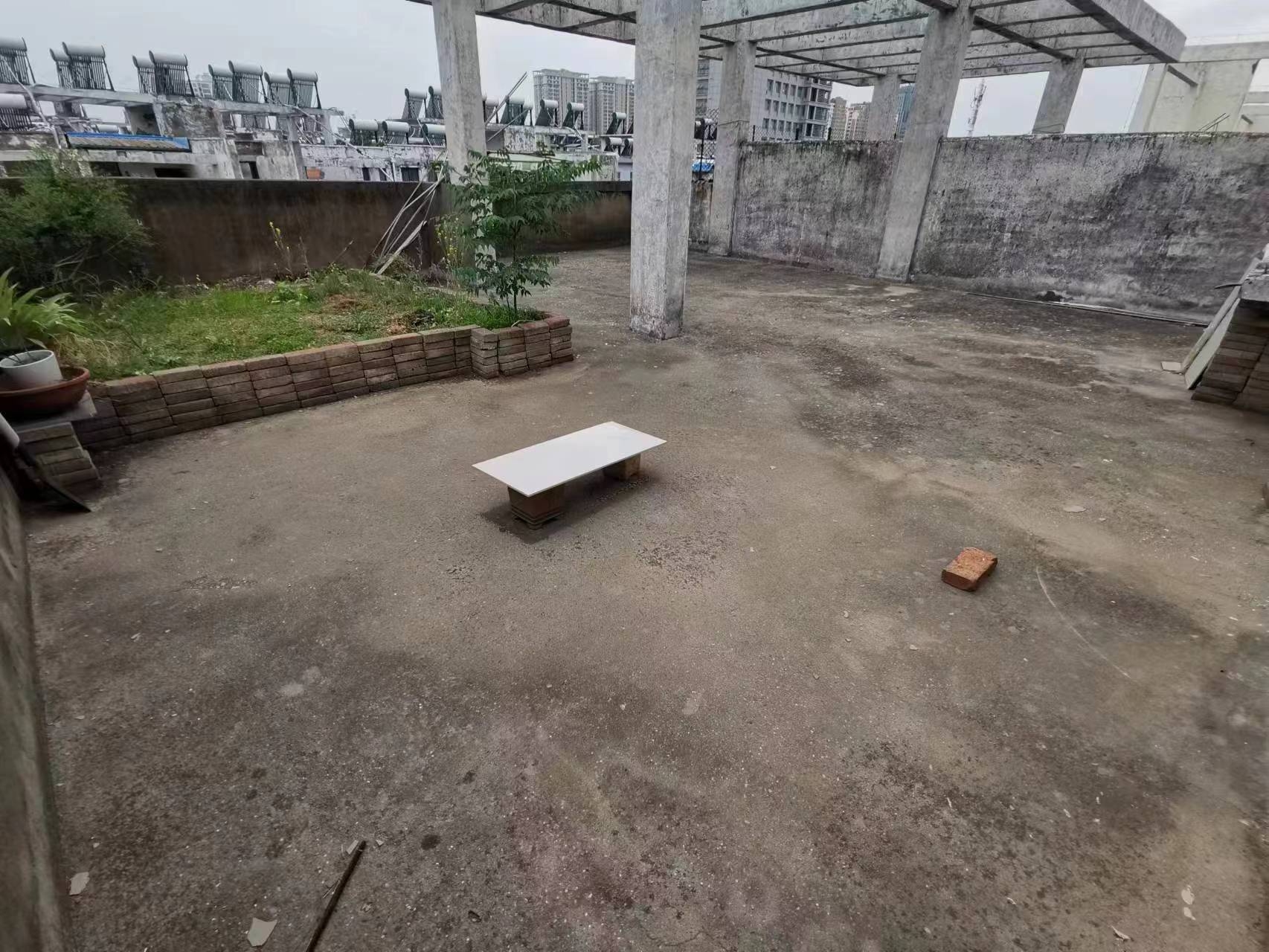 金凤小区 181平 南向四室二厅 满五唯一 学区房_18