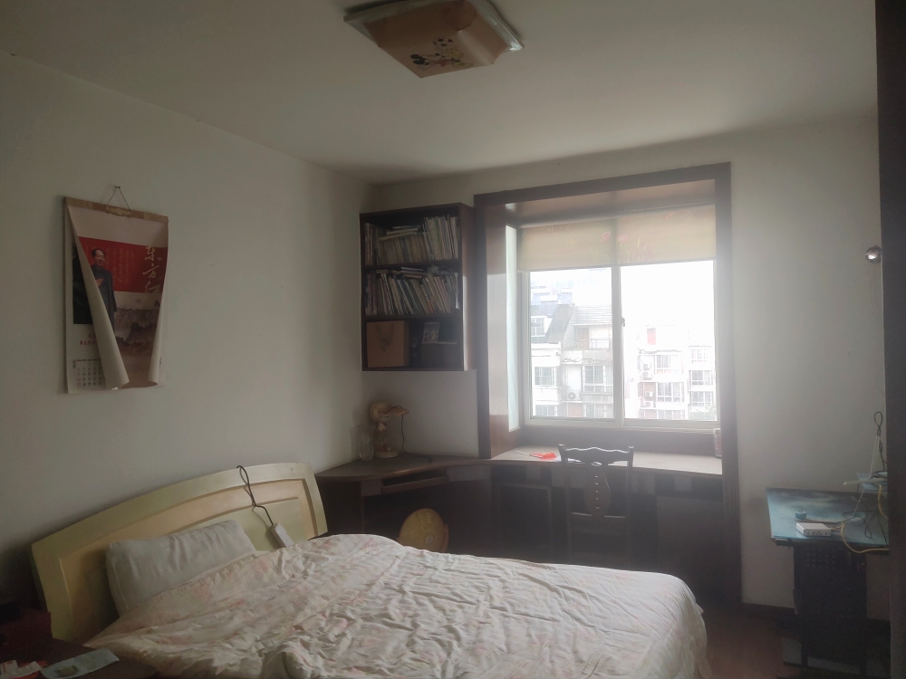 现代花园两室两厅东西打包出售_8