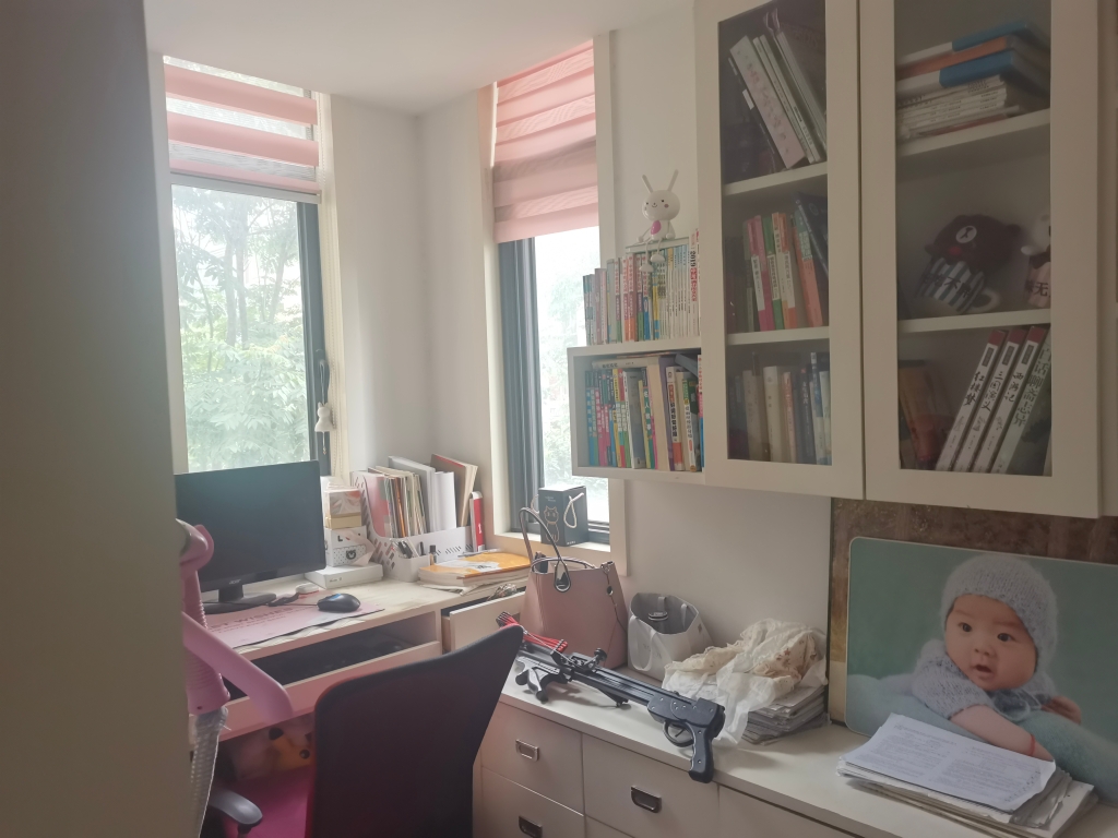 西湖春天精装修房东自己住的精装修拎包即住租给爱惜房子的人_13