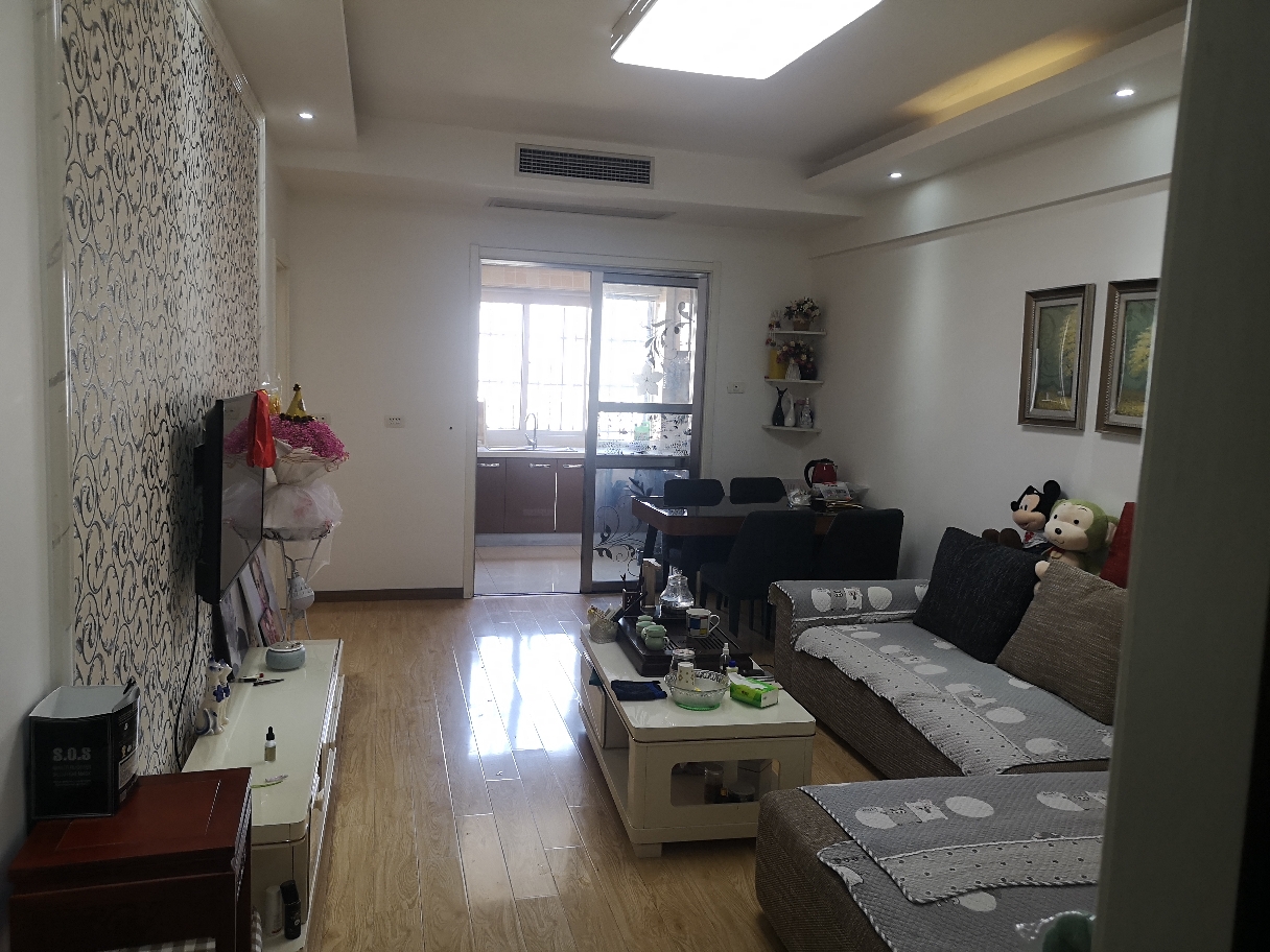 龙湖中心拎包入住中间楼层72平_3