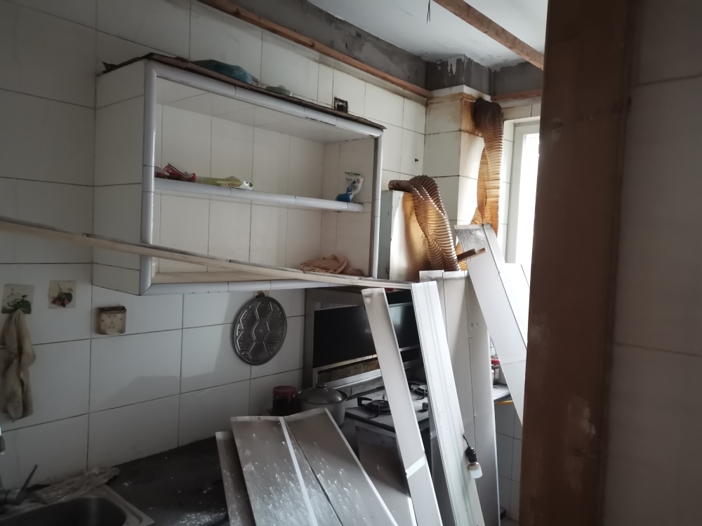 淮望小区2楼 两室一厅 简装出售 地势好 楼层佳_9