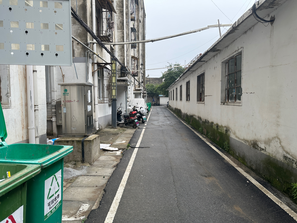 芳草园西村俱乐部60平米简装两室一厅老证急卖_10