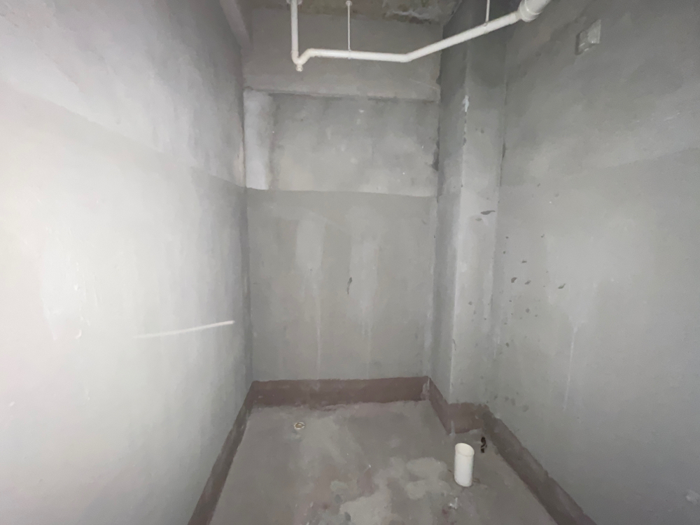 万达广场全新毛坯急租_8