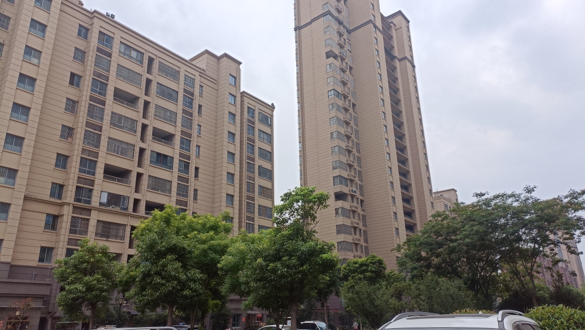 书香门第 99平 南向三居简装 交通便利随时看房_12
