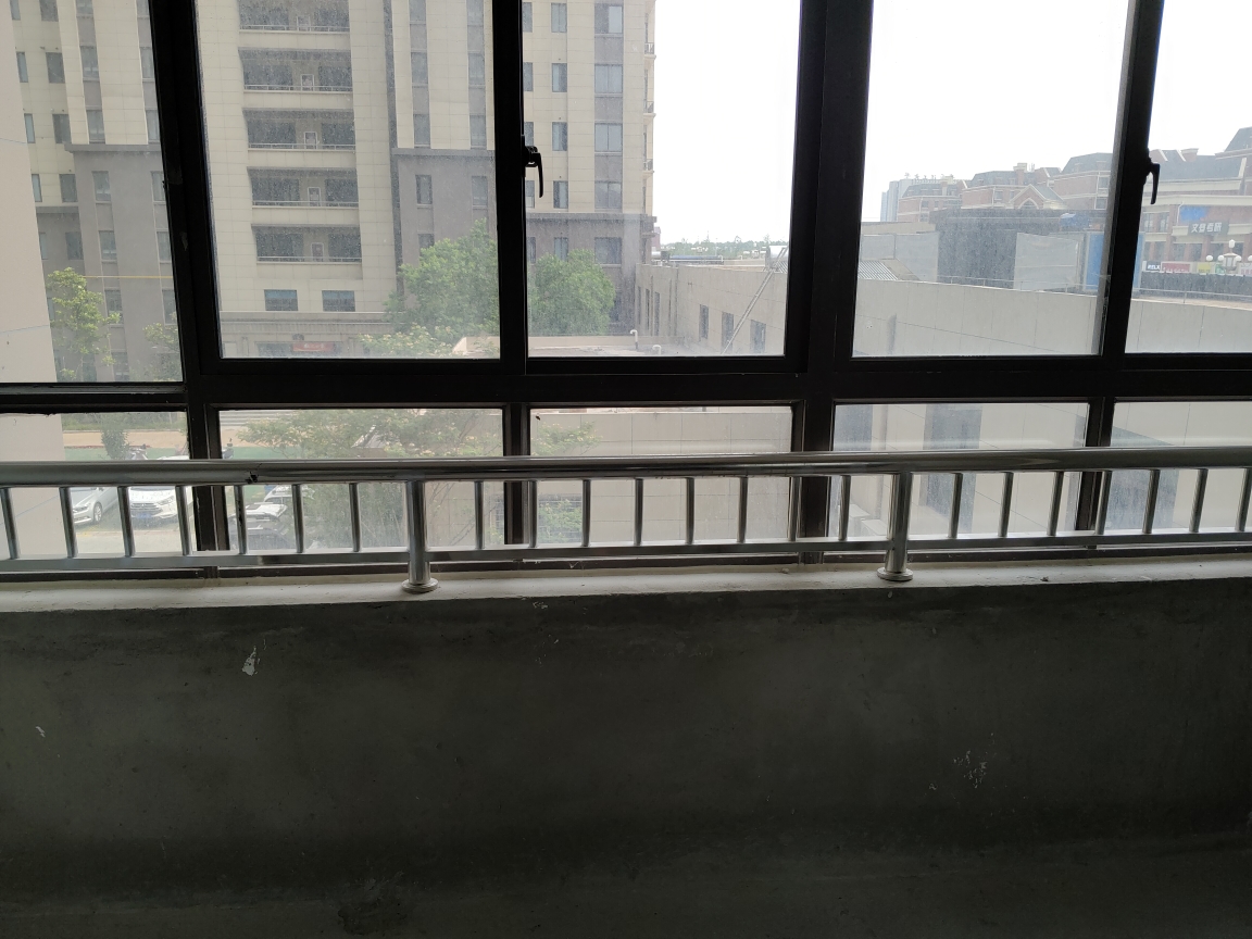 艺山南毛坯三房对外出售_8