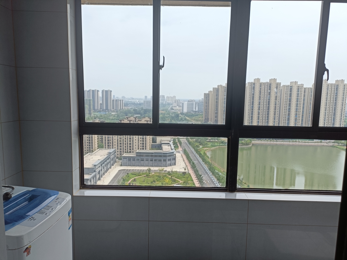 漫悦湾三室两厅精装修首次出租看房方便_7