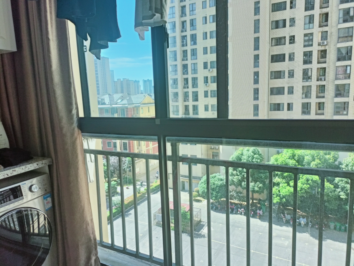 西湖春天精装修两室两厅首次出租看房方便_5