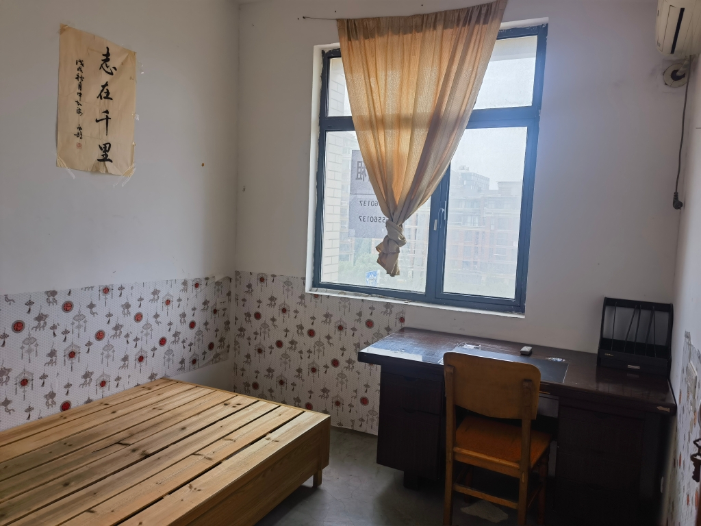 广弘城86平米简装2室2厅出租_4