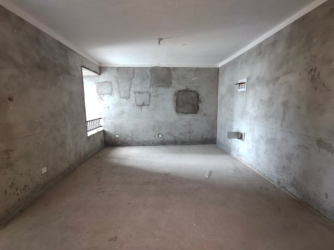 鸿朗阳光城 94平 南向三室 满五唯一 学区房_2