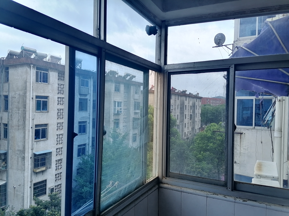 铁三处两室一厅，采光好，位置好_8