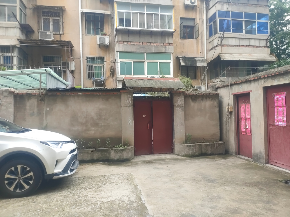 选煤村2室一厅三楼简单装修对外出售_9