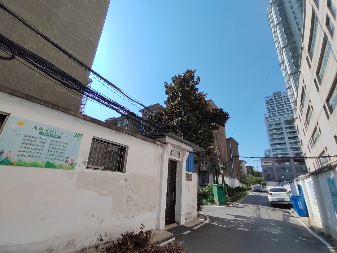 龙湖小区农行大院，一楼有院子_15