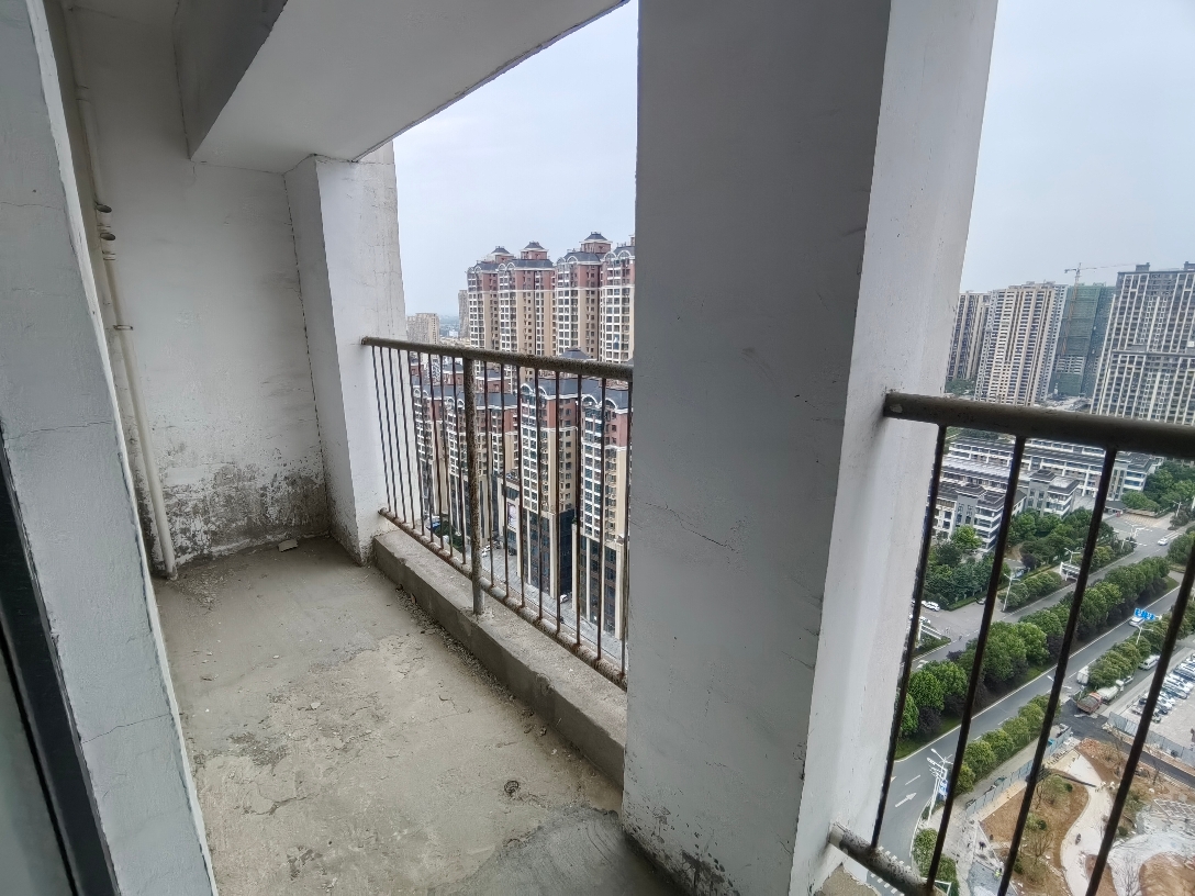 中环荣府毛坯2室 黄金楼层 采光十足 房型杠杠_5