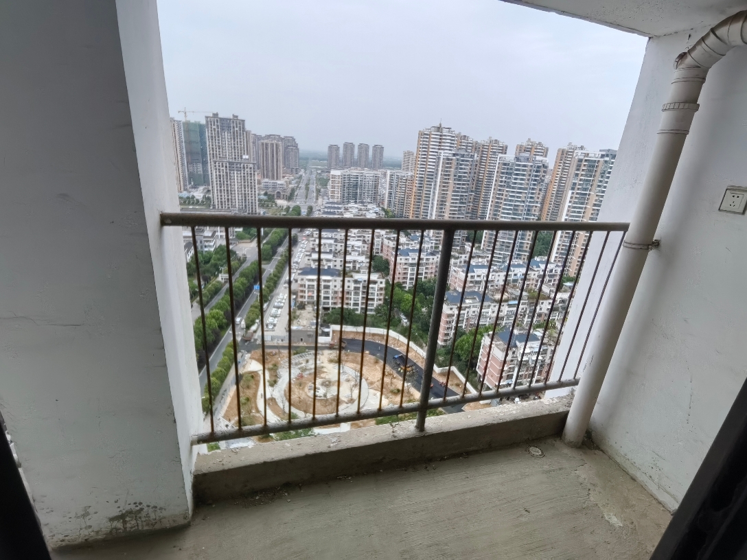 中环荣府毛坯2室 黄金楼层 采光十足 房型杠杠_4