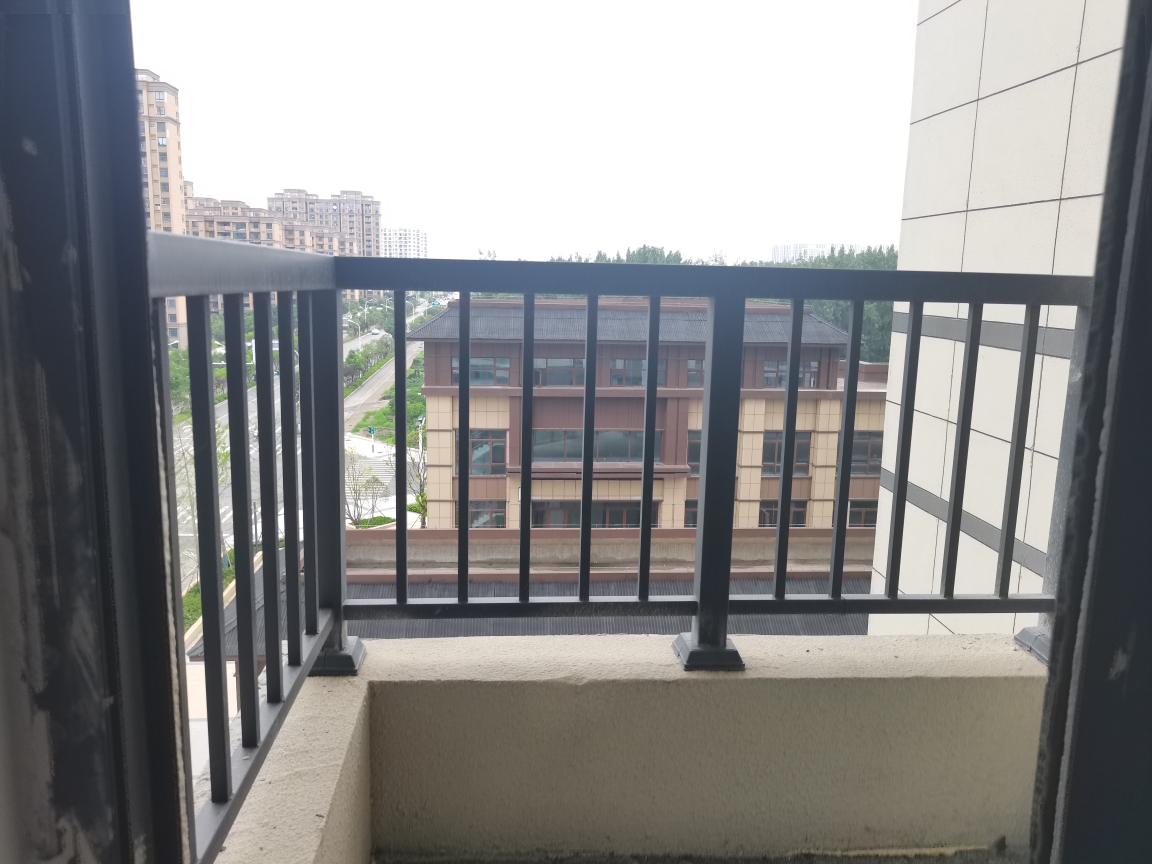 香樟苑6期C区离学校近 120平边户3室2厅毛坯出售_13