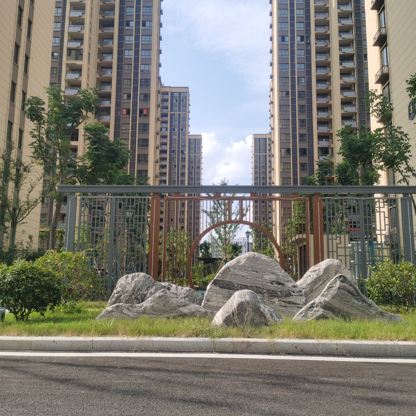 明珠佳园 108平 南向三居 学区房 交通便利 毛坯_15