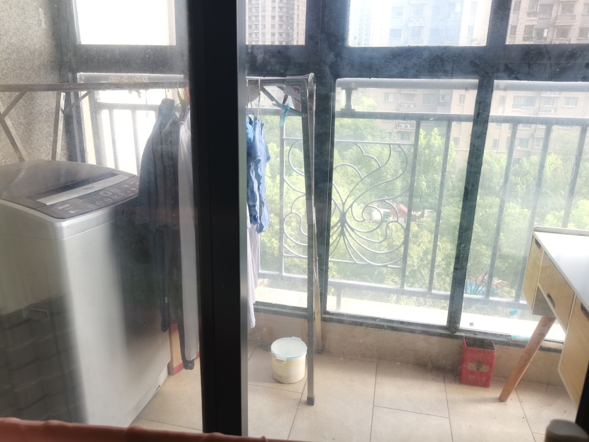 恒大绿洲公寓精装修一室家具家电齐全出售_6