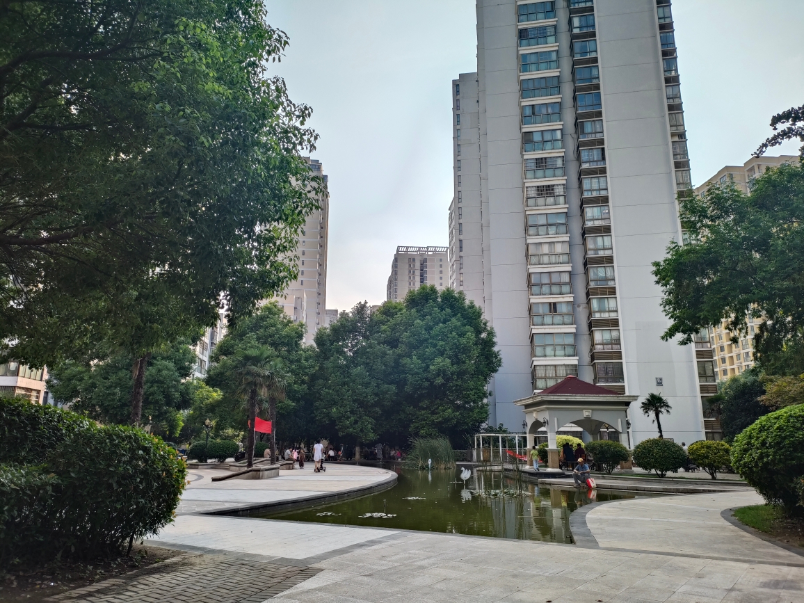 湖滨公园城  精装修3室2厅 好房出售_10
