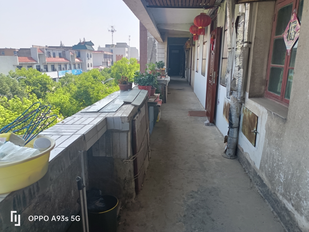 老城区棋盘街中间地段位置好，楼层好，价格便宜，可租可自己住。_8