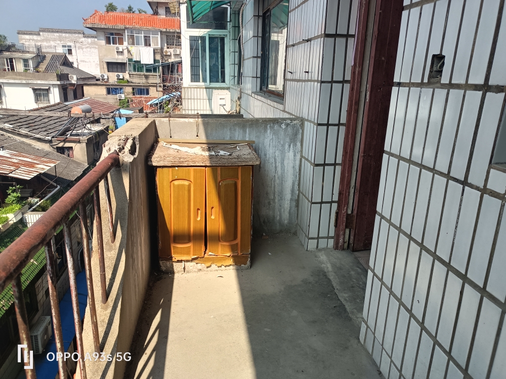 老城区棋盘街中间地段位置好，楼层好，价格便宜，可租可自己住。_5