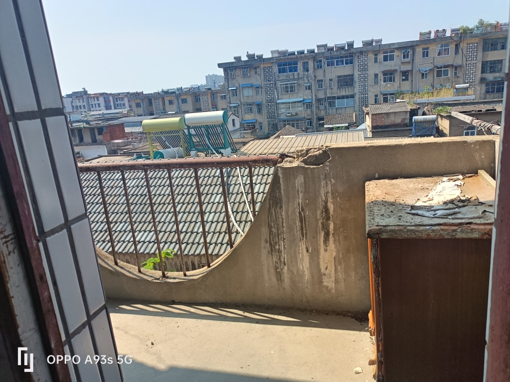 老城区棋盘街中间地段位置好，楼层好，价格便宜，可租可自己住。_6