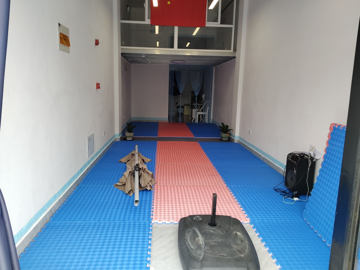 万茂华府临街商铺，上下两层 出租_2