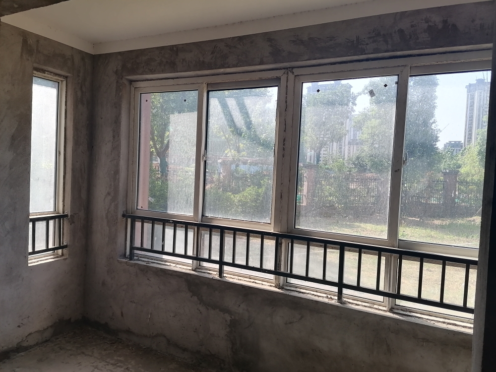 东昌庭院3室2厅毛坯房出租_10