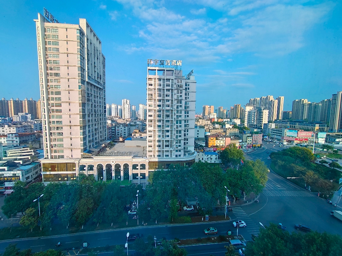 海沃世贸精装公寓一室一厅出租_11