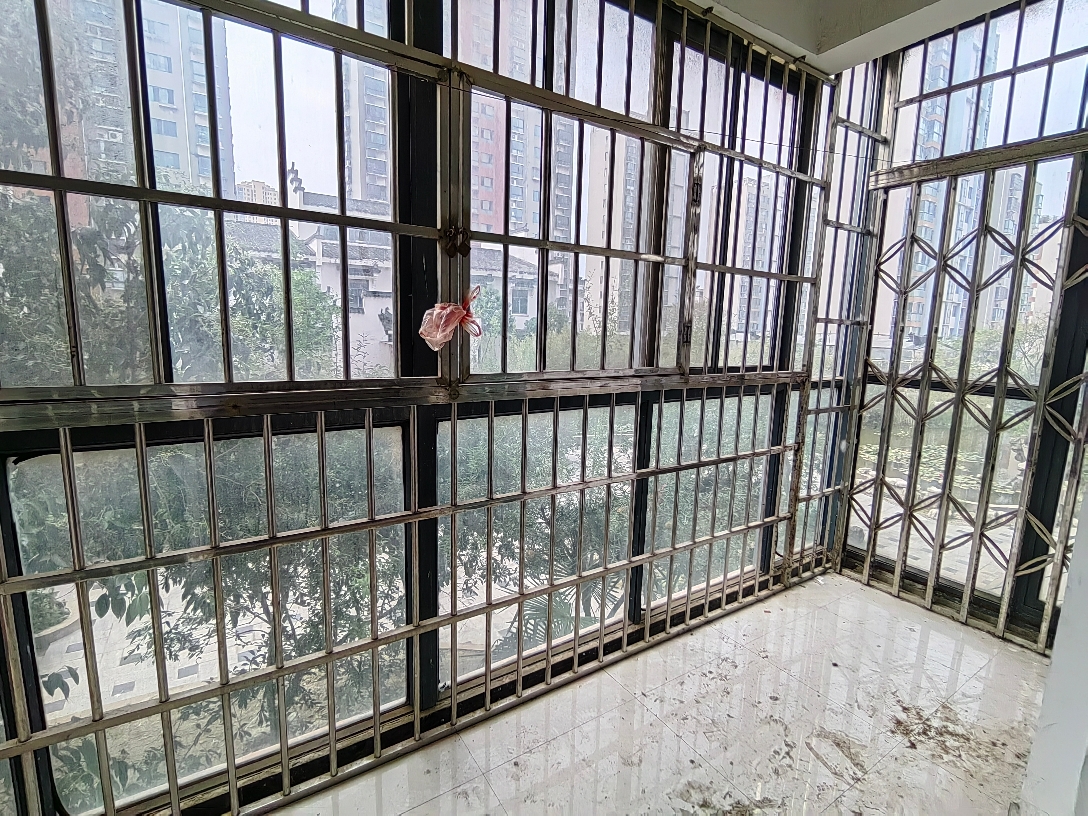 盛世名门113平普装三室两厅好房有电梯急售_8