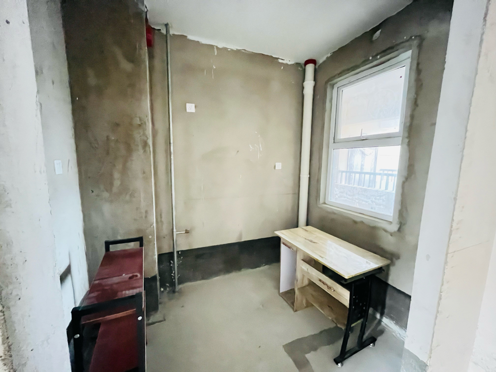 四宜新雅居 毛坯 三室两厅 采光好，诚心出租_8