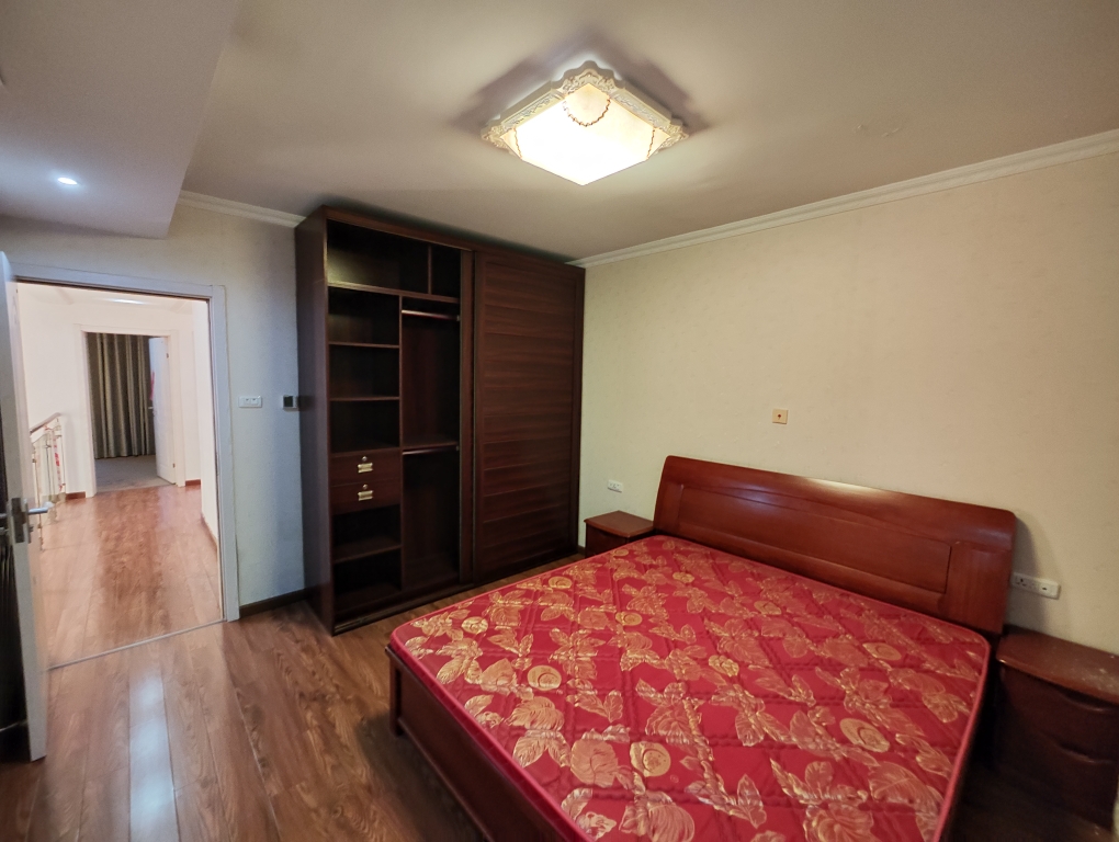 朝阳帝堡 4室2厅 大跃层 精装修 配套齐全 保持好_11