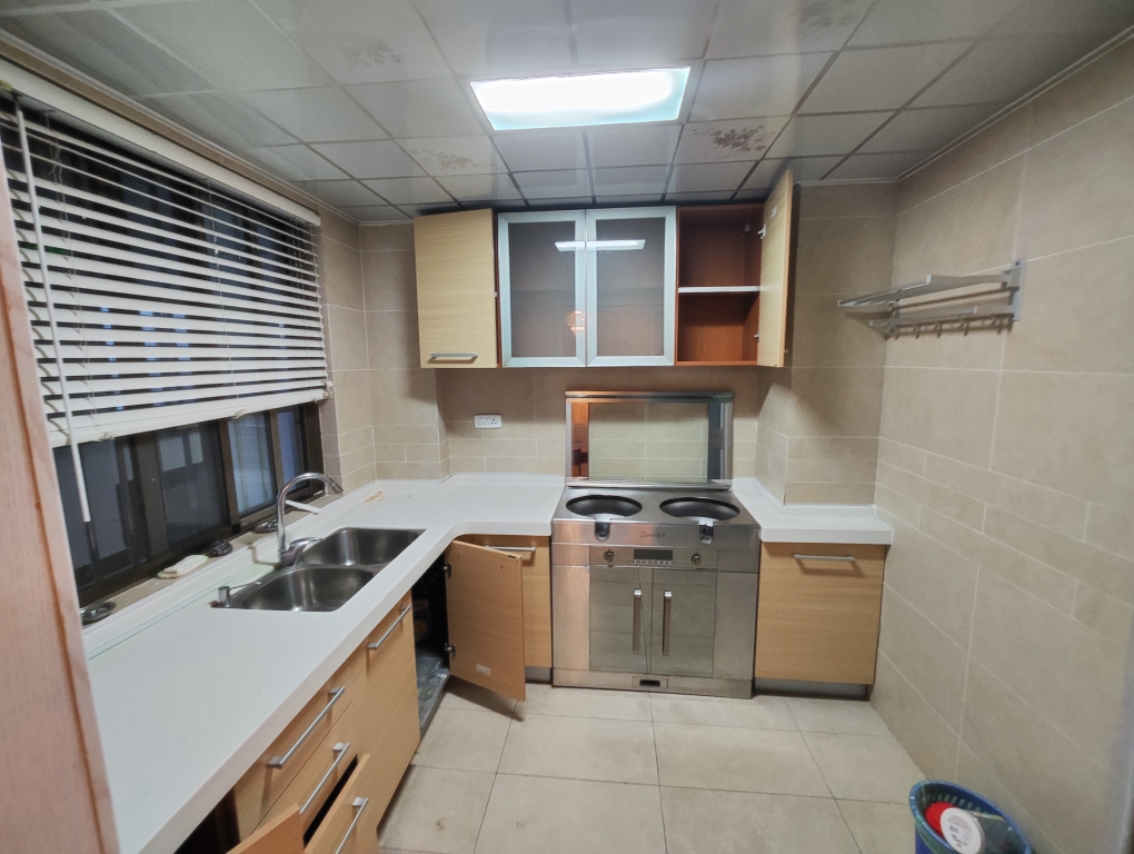 朝阳帝堡 4室2厅 大跃层 精装修 配套齐全 保持好_5