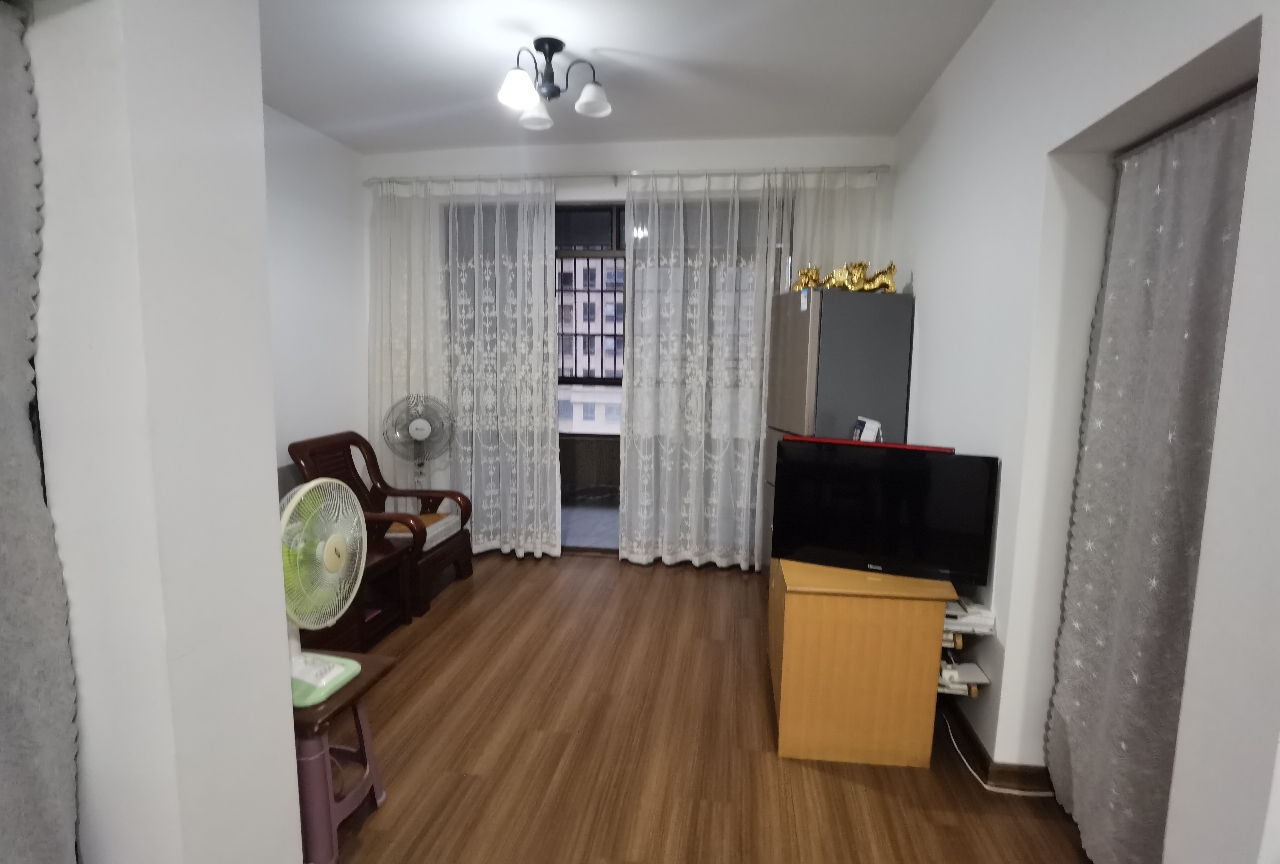 易居东方城2房2厅88.3平米家具家电齐全_2