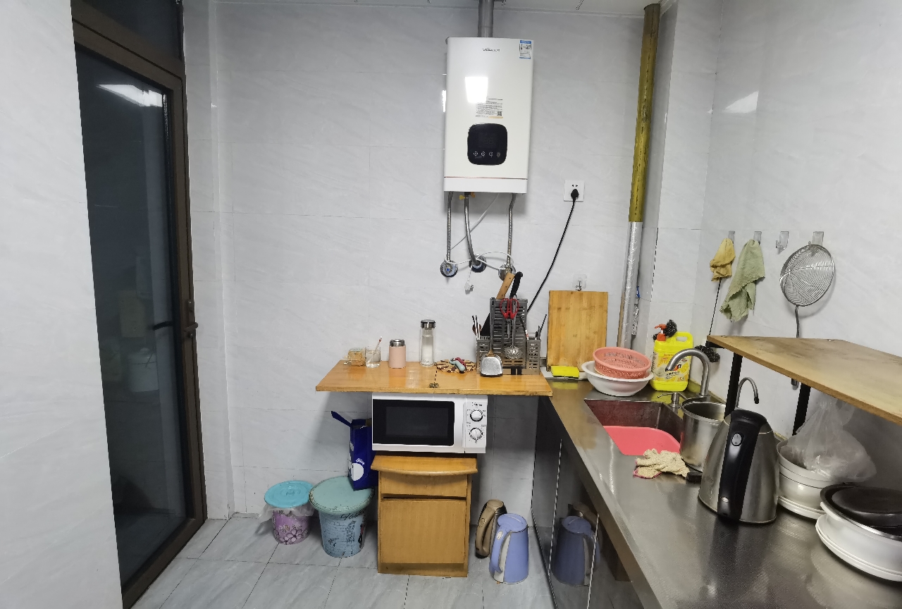 易居东方城2房2厅88.3平米家具家电齐全_10