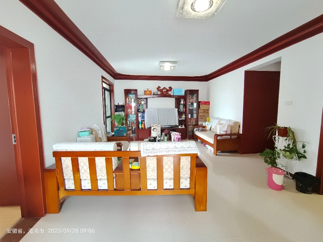 D壹街区精装修拎包入住急售_2