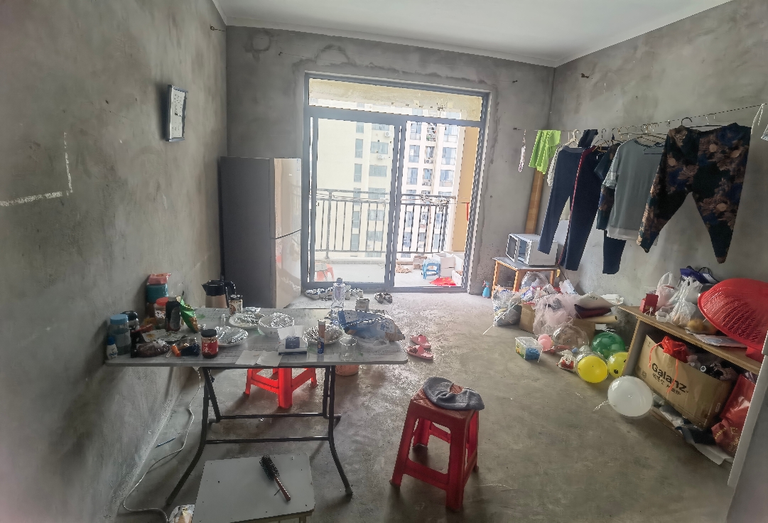 西湖春天 两室两厅 中间楼层 楼位置好 采光好 看房方便_2