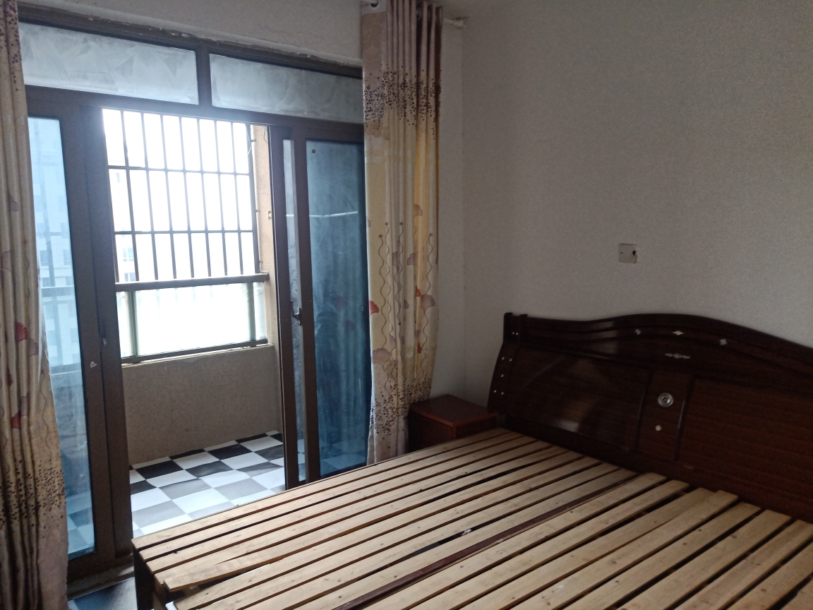 易居东方城简装两室一厅急租_11